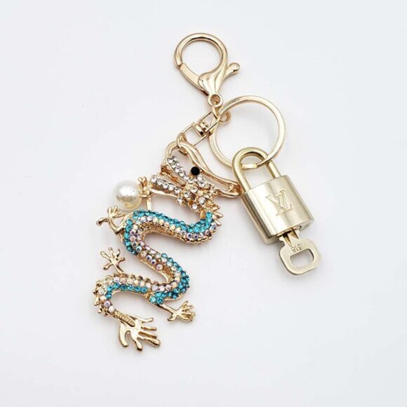 Authentic Louis Vuitton Lock & Key with unbranded Bagcharm, Keycharm, Keychain - Picture 1 of 7